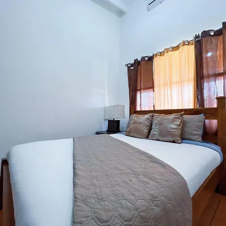 Villa Paraiso Mango 4, Steps From The Beach & Free Wifi